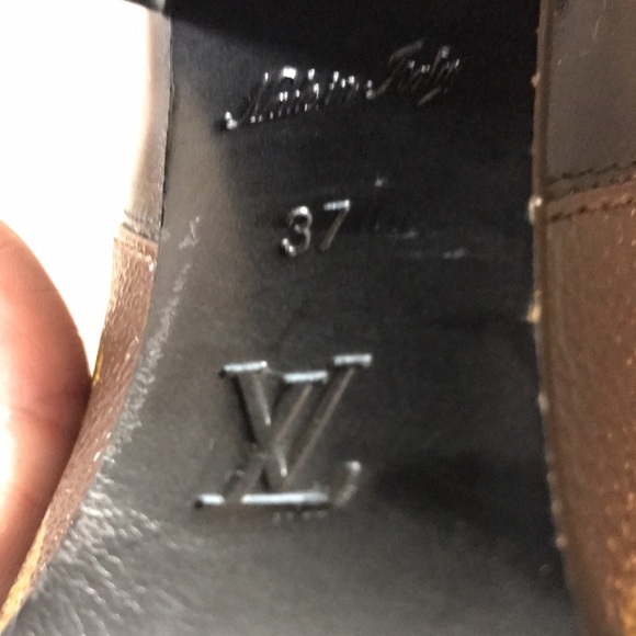 Louis Vuitton Calfskin Monogram Star Trail Ankle Boots - Picture 13 of 16